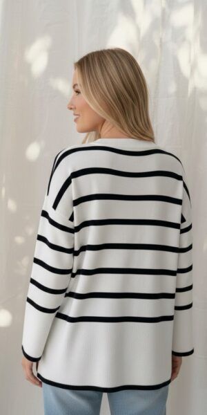 Alternative view of Sweater Cozy Daily