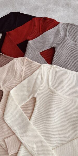 Alternative view of Sweater Lea